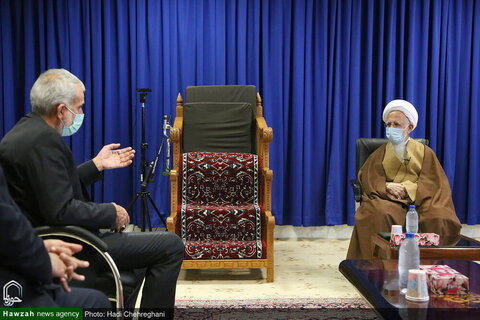 بالصور/ وزير التعليم والتربية الإيراني الجديد يلتقي بمراجع الدين والعلماء بمدينة قم المقدسة