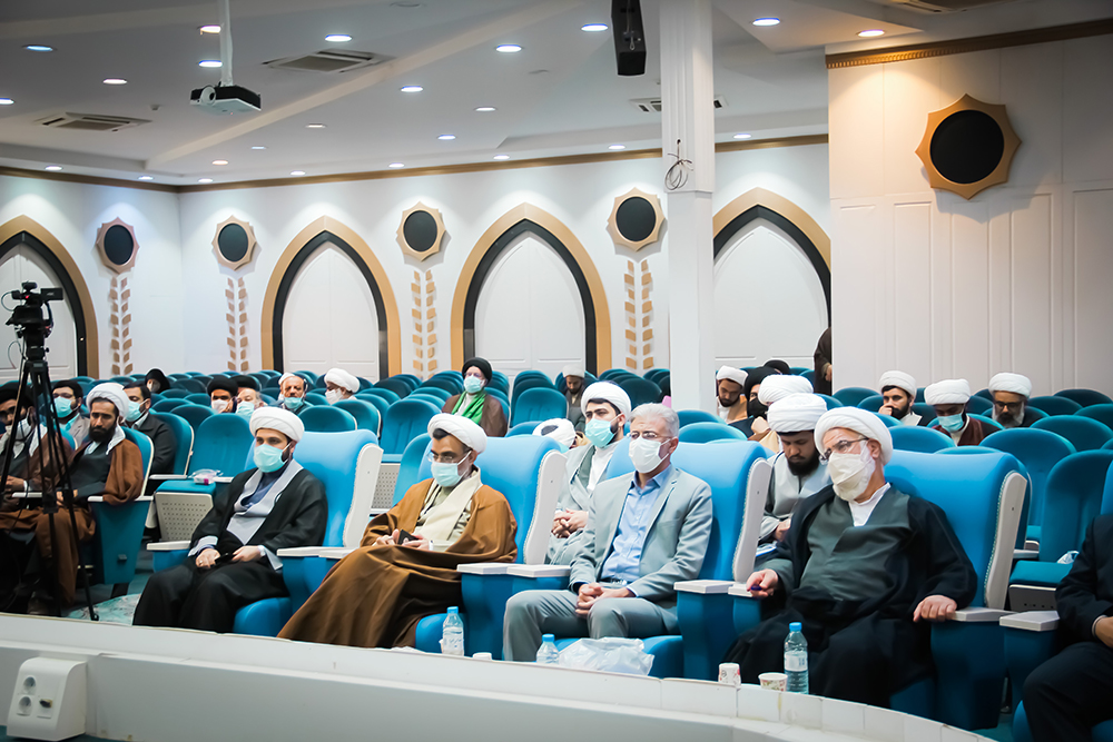 اولین نشست علمی-پژوهشی حوزه دین با موضوع " تبیین نظریه جنگ شناختی" برگزار شد