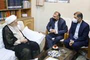 ایرانی وزیر خارجہ کی آیت اللہ العظمیٰ صافی گلپائیگانی سے ملاقات
