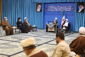 تصاویر/ نشست اعضای شورای مشورتی و پشتیبانی حوزه علمیه استان یزد با حضور آیت الله اعرافی