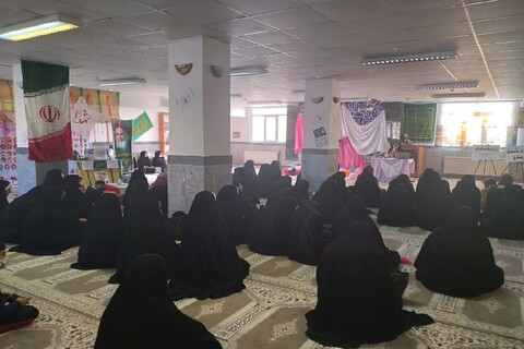 تصاویر/ مراسم ولادت حضرت زینب کبری (س) در مدرسه علمیه الزهرا (س) شاهین دژ