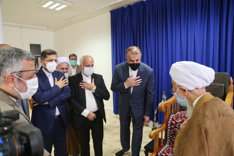 تصاویر / دیدار وزیر امور خارجه با آیت الله العظمی جوادی آملی