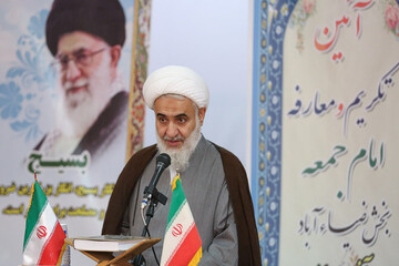 نماز جمعه نماد وحدت و فرهنگ هر منطقه است