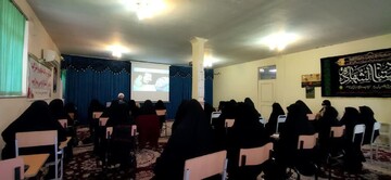 کارگاه سبک زندگی خانواده اسلامی در مرند برگزار شد