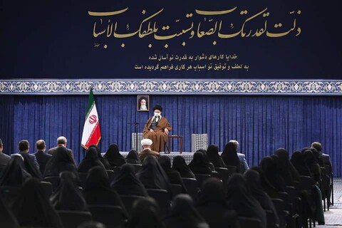 نرس ڈے کی مناسبت سے نرسز کی رہبر انقلاب اسلامی سے ملاقات