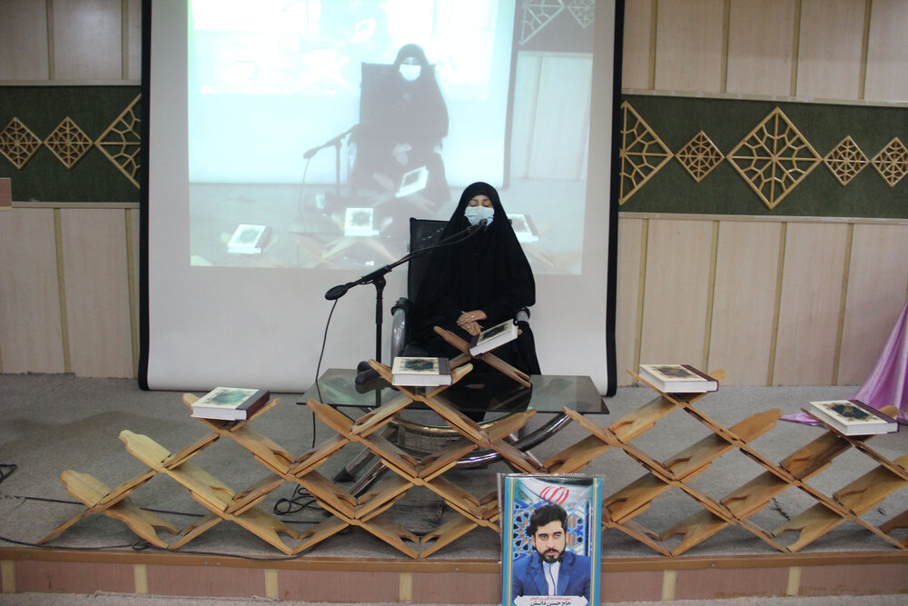 مرحله استانی جشنواره قرآن و عترت طلاب و خانواده در یزد آغاز به کار کرد