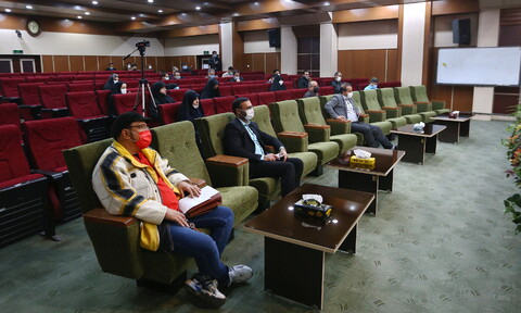 تصاویر/ نشست خبری مدیر درمان تامین اجتماعی استان قم