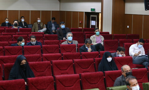 تصاویر/ نشست خبری مدیر درمان تامین اجتماعی استان قم