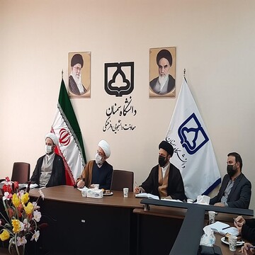 گره گشایی از مشکلات کشور با وحدت حوزه و دانشگاه