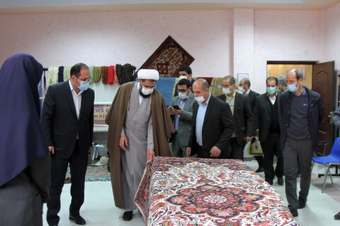 تصاویر / حضور امام جمعه همدان در جمع تولیدکنندگان همدانی سازمان فنی و حرفه‌ای