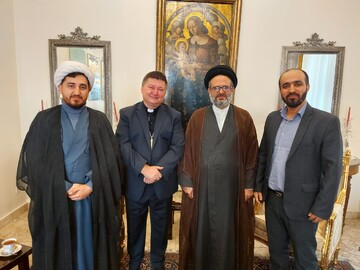 ابلاغ پیام مدیر حوزه های علمیه به سفیر واتیکان در ایران