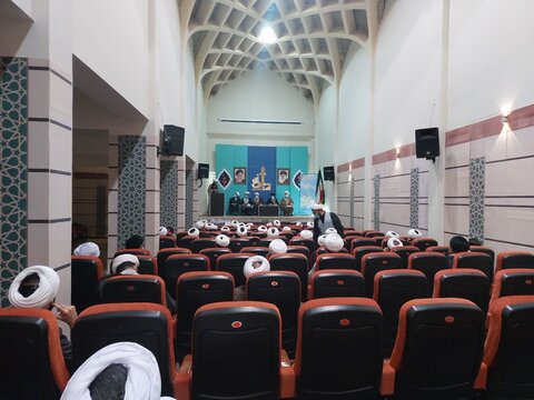 تصاویر| نخستین اجلاسیه اساتید حوزه مدارس علمیه فارس
