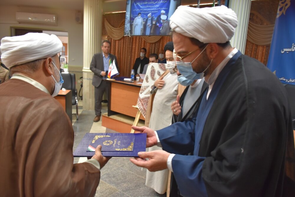 مراسم رونمایی از ۲۵ کتاب جدید دانشگاه ادیان و مذاهب برگزار شد