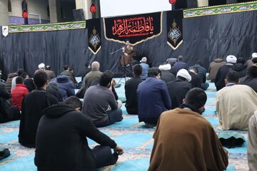 تصاویر/ مراسم شب دوم سوگواری ایام فاطمیه در مصلای امام خمینی(ره) ارومیه