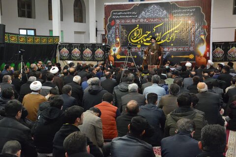 تصاویر / اجتماع بزرگ فاطمیون شهرستان شاهین دژ