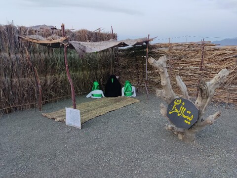 تصاویر/ نمایشگاه کوچه‌های بنی‌هاشم روستای زمین بند سرحدی شهرستان کهنوج در جنوب کرمان