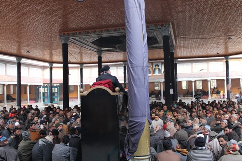 ایام فاطمیہ ؑ کی مناسبت سے مرکزی امام باڑہ بڈگام میں مجلس عزا