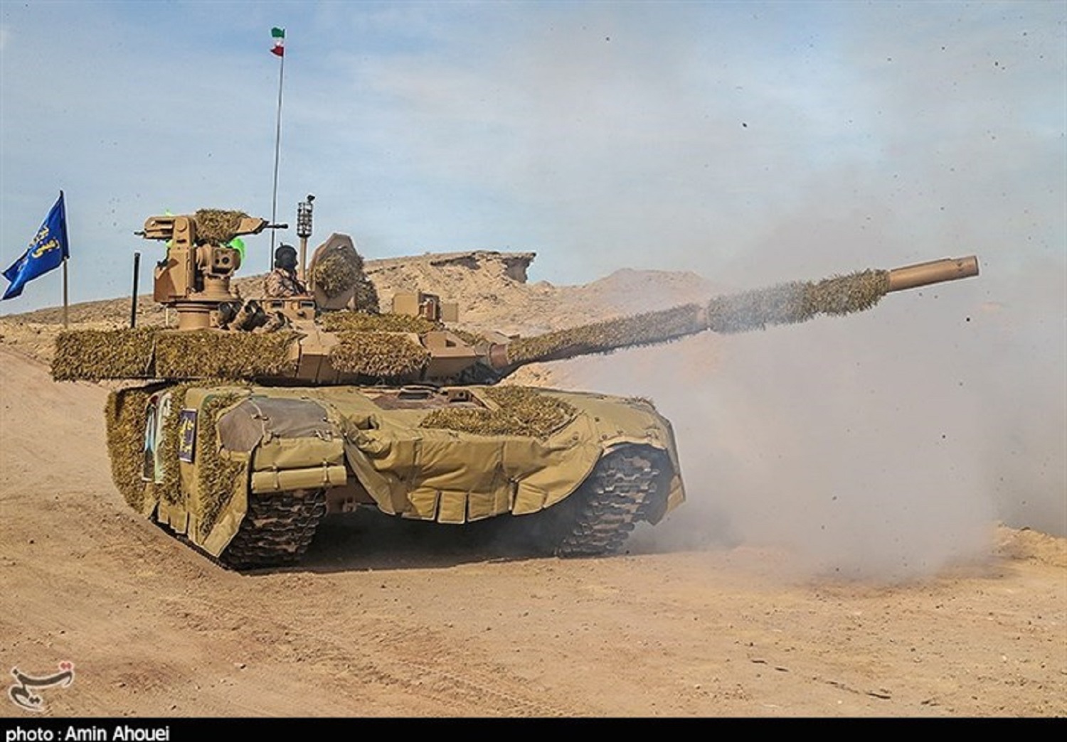 Iranian Tank Used in IRGC Drill