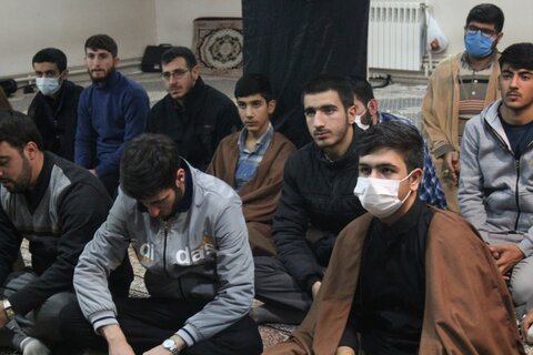 تصاویر/ نشست صمیمی مدیر حوزه علمیه کردستان با طلاب مدرسه علمیه امام صادق (ع) بیجار