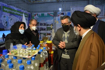 تصاویر/ بازدید نماینده ولی فقیه در آذربایجان غربی از نمایشگاه دستاوردهای کشاورزی