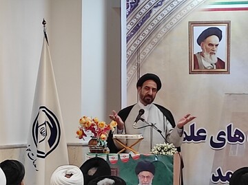 ارائه خدمات به طلاب در آینده بر اساس میزان فعالیت آنان خواهد بود+فیلم