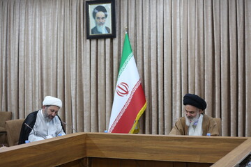 آیت الله حسینی بوشهری: فرهنگ دینی باید به عنوان فرهنگ غالب مطرح شود
