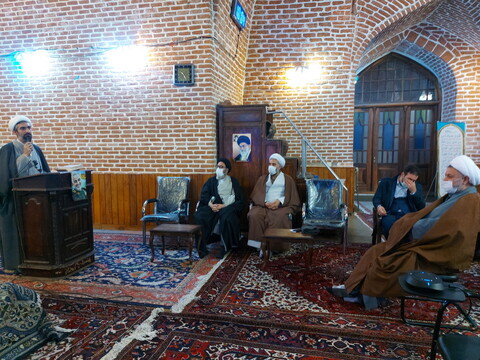 تصاویر/ محفل انس با قرآن کریم در مدرسه علمیه طالبیه تبریز