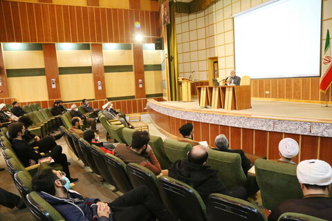 تصاویر / نشست علمی هنر و رسانه در مدرسه معصومیه