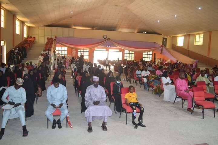 دیدار جمعی از حوزویان نیجریه با دانشجویان مسیحی این کشور + تصاویر