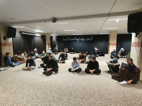 تصاویر/ سخنرانی حجت الاسلام عبدالملکی در جمع طلاب مدرسه علمیه امام صادق (ع) قروه
