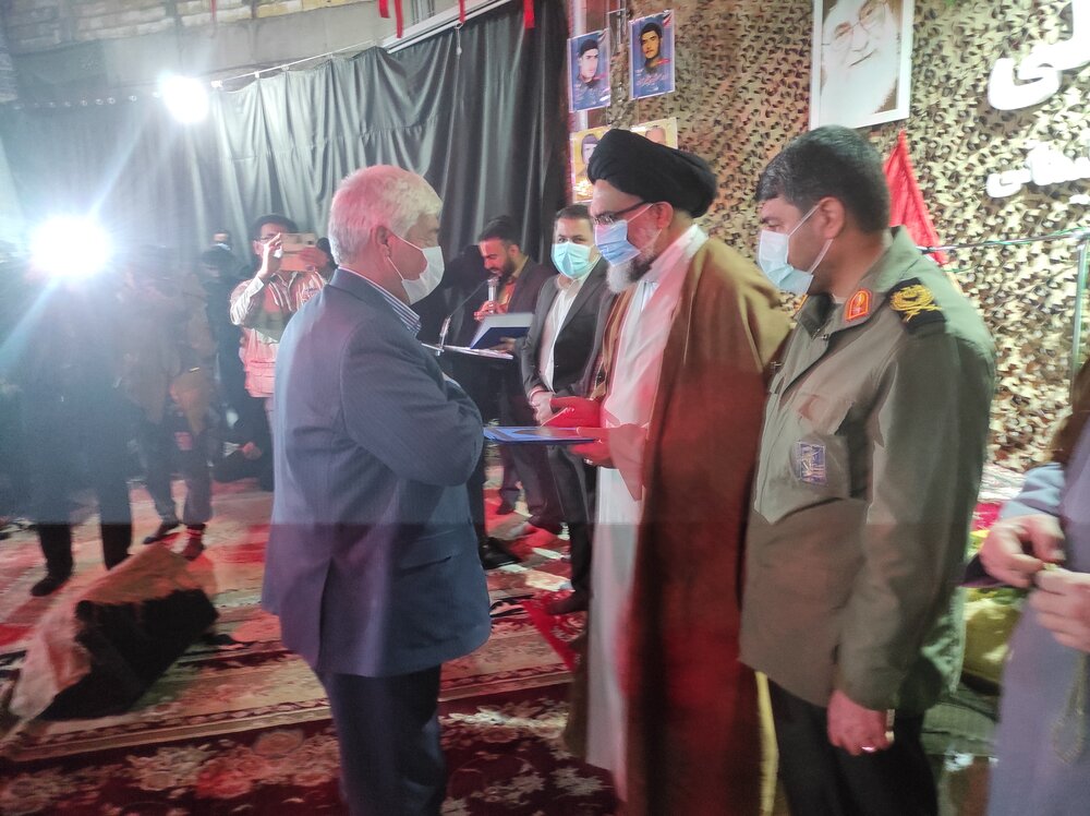 برگزاری یادواره شهدای تلزالی با حضور مداح برجسته کشوری