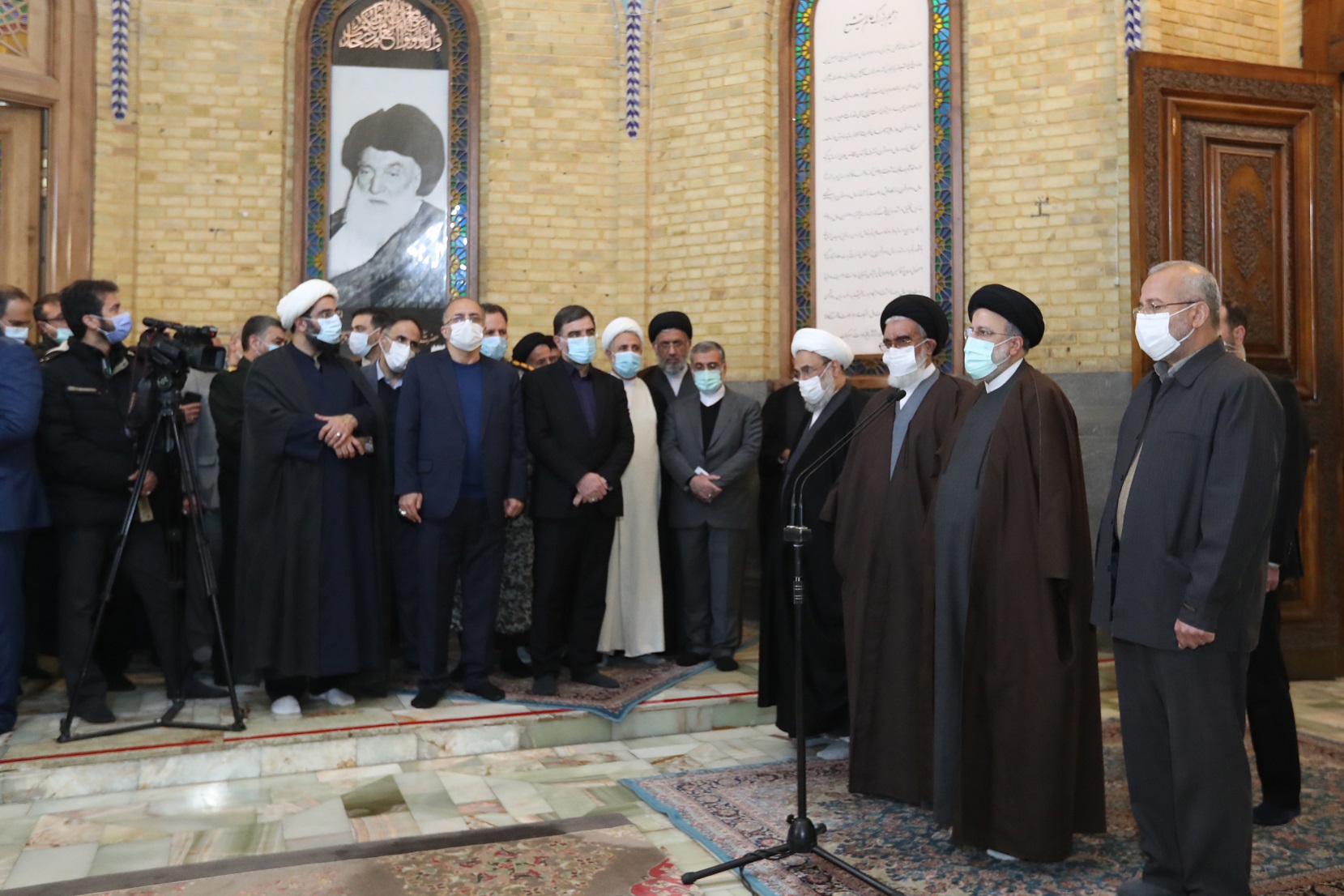 President enters Qom province