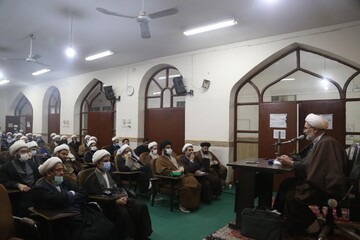 نشست بصیرتی ویژه اساتید حوزه علمیه اهواز برگزار شد