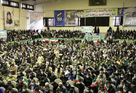 تصاویر/مراسم گرامیداشت یوم الله 9 دی در سالن ورزشی آزادی سنندج