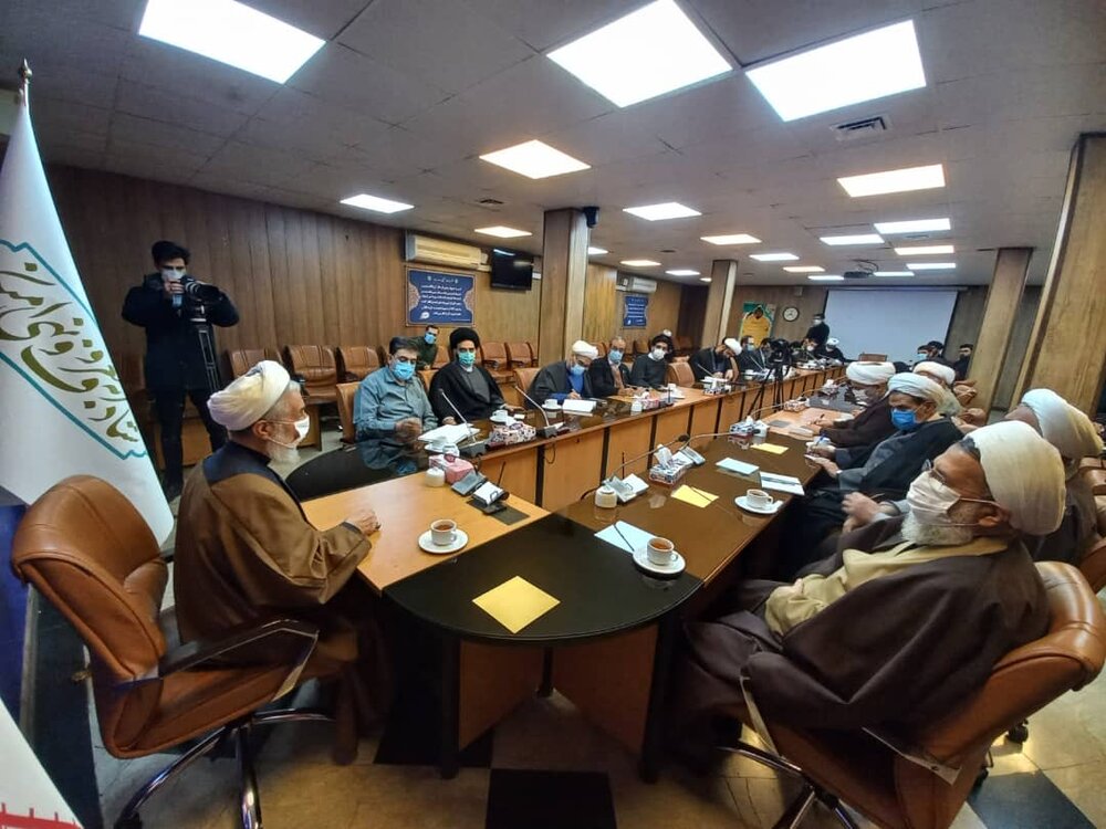 بی تفاوتی خواص به منکرات عامل شهادت حضرت زهرا (س) بود