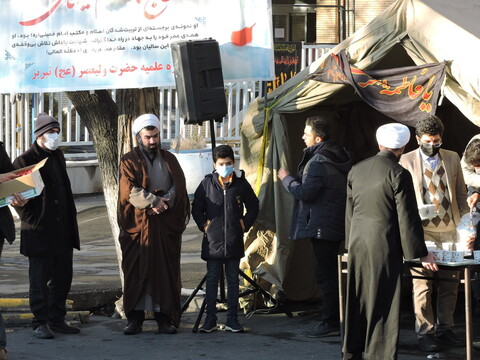 تصاویر/ ایستگاه صلواتی به مناسبت ایام فاطمیه در مدرسه علمیه حضرت ولیعصر(عج) تبریز