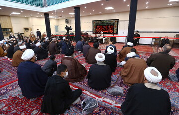 مراسم عزاداری شهادت حضرت زهرا(س)دفتر آیت اللّه مکارم برگزار شد