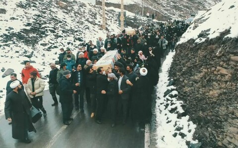 تصاویر/ تشییع و تدفین دو شهید گمنام در مجتمع مفتاح مشهد