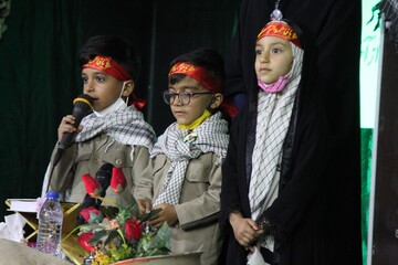 برگزاری اختتامیه بیست و سومین کنگره ملی شعر دفاع مقدس و مقاومت در شیراز