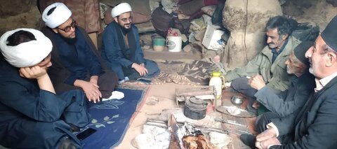 تصاویر/ فعالیت گروه جهادی سفیةالنجاة قم در مناطق زلزله زده اندیکای خوزستان