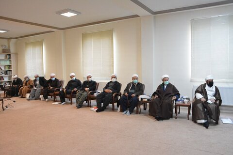 بالصور/ انعقاد الاجتماع الفصلي لأئمة جمعة أهل السنة في محافظة أذربيجان الغربية
