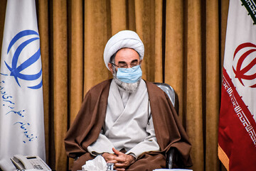 تاکید امام جمعه رشت بر مردمی بودن برنامه‌های دهه فجر