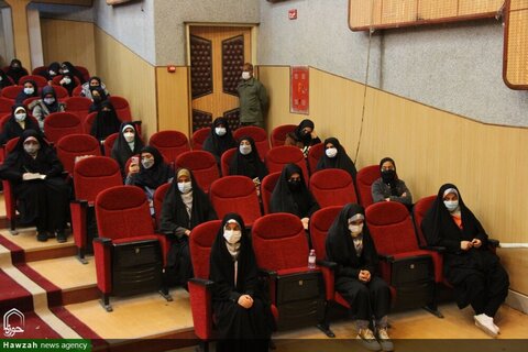 بالصور/ ممثل الولي الفقيه في محافظة بوشهر يلتقي بشباب مدينة ديلم جنوبي إيران