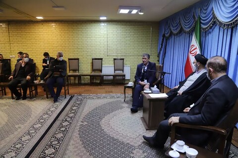تصاویر/ دیدار رئیس سازمان انرژی اتمی کشور با نماینده ولی فقیه در آذربایجان شرقی
