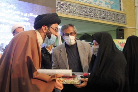 تصاویر /محفل انس با قران با حضور استاد حاج سید محمد جواد حسینی