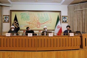 گزارشی از کرسی "بررسی روایات فراگیر یا محدود بودن علم امام"