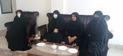 مسئولان مدرسه علمیه خواهران شاهین دژ با خانواده شهید جهان آرا دیدار کردند
