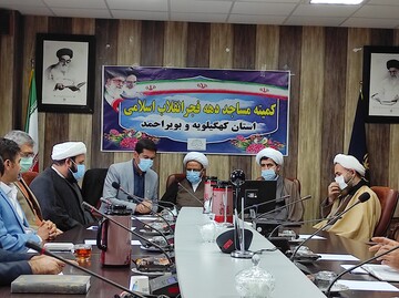 انقلاب اسلامی معنویت را در جامعه نهادینه و تقویت کرد