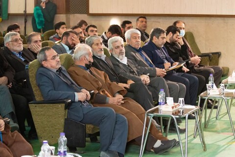 تصاویر/ گردهمایی شاعران آئینی  به میزبانی هیئت فدائیان حسین در اصفهان