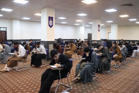تصاویر/ برگزاری امتحانات نیمسال اول در مدارس علمیه آذربایجان غربی